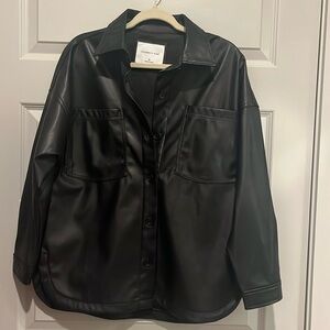 Black faux leather shirt jacket S NWT
